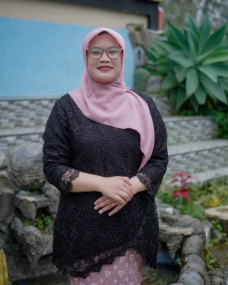 Alfiyatul Munawaro, S.I.Pust